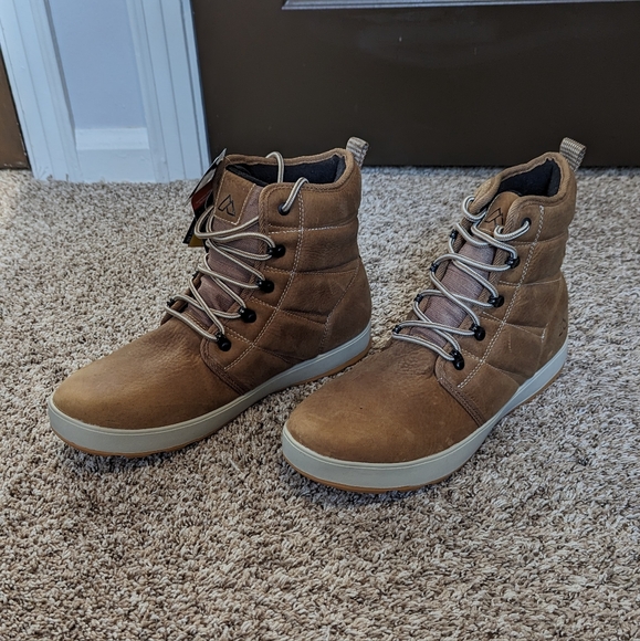 Alpine design winter boot - Picture 3 of 9